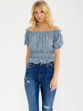 "Lilou" Women's Short Puff Sleeve Open Back Floral Crop Top
